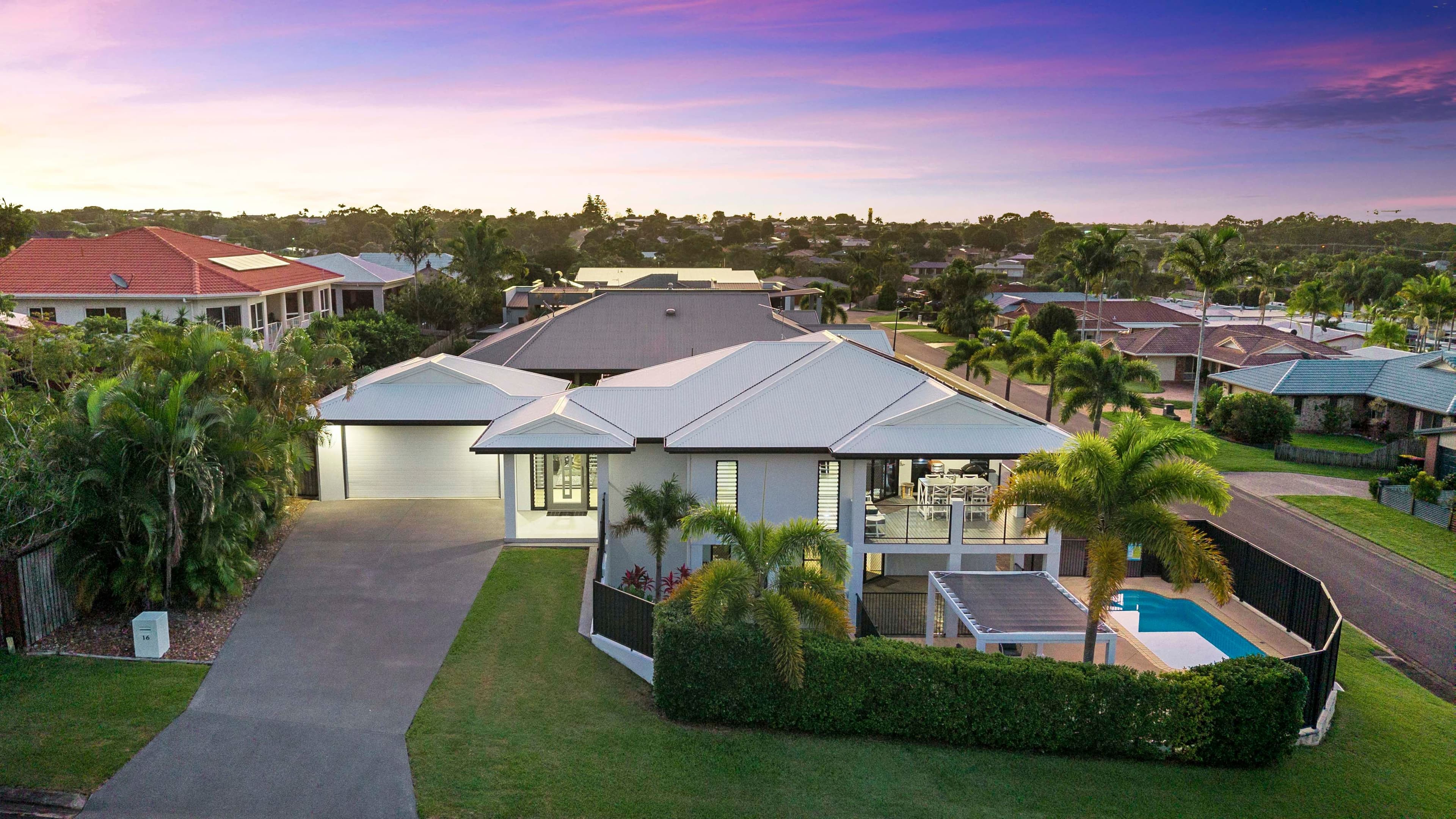 16 Marineview Avenue, Scarness QLD 4655, Scarness - Image 1