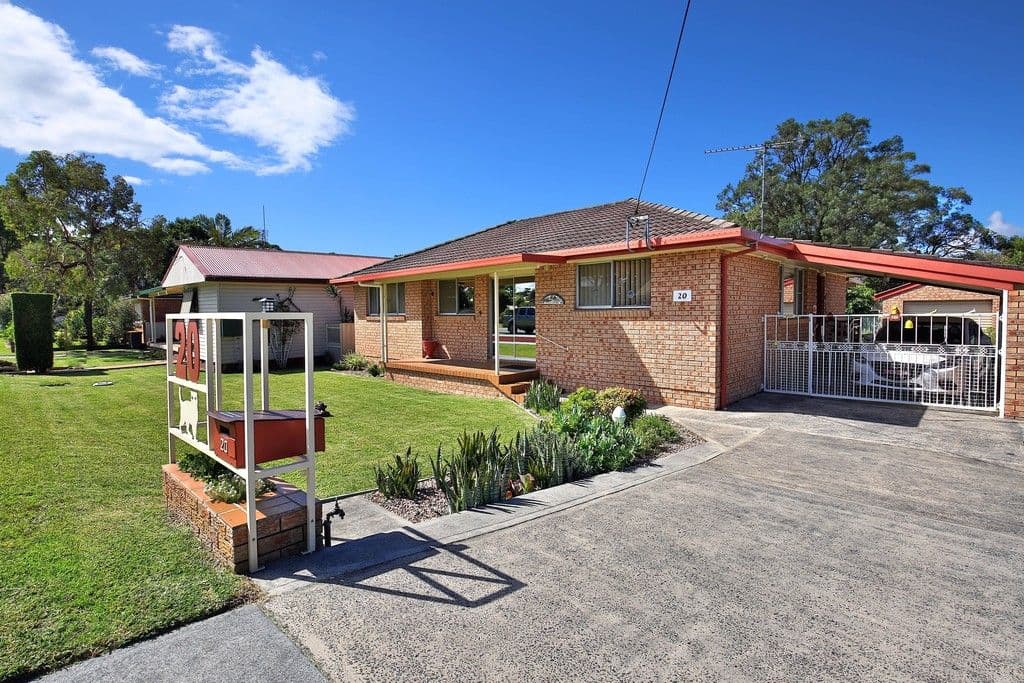 20 Golden Hill Avenue, Shoalhaven Heads - Image 1