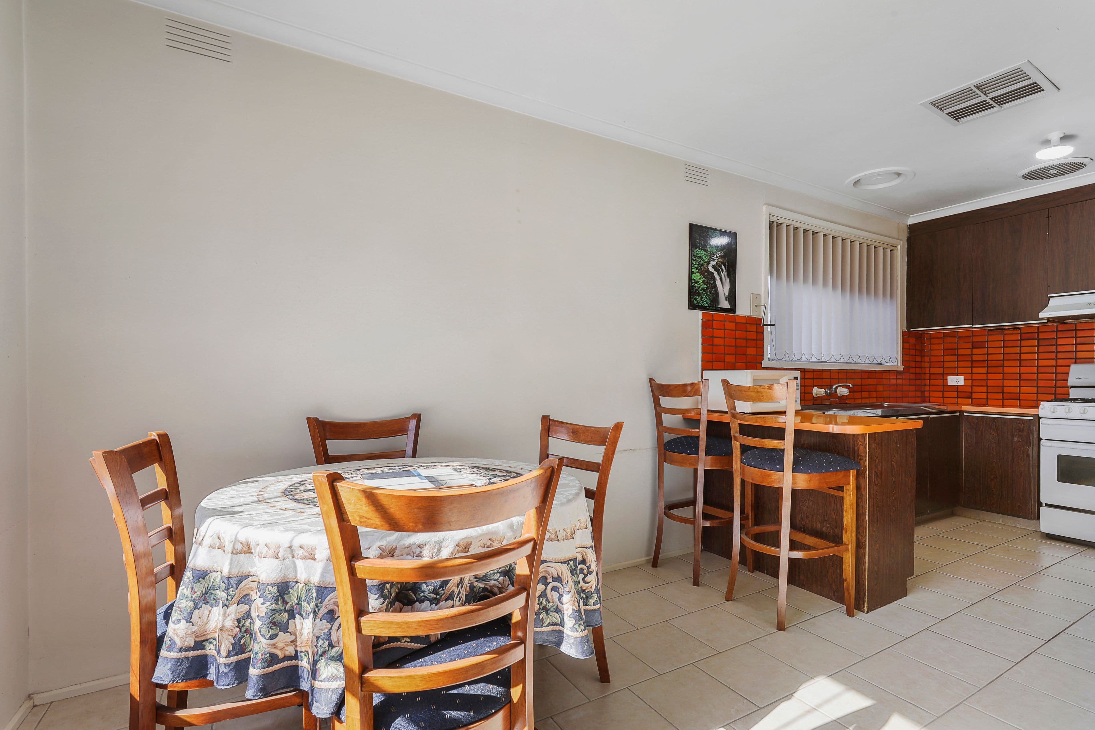 10 Parramatta Crescent, Noble Park VIC 3174, Noble Park - Thumbnail 3