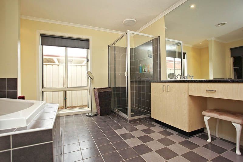 46 Caradon Drive, TRUGANINA VIC 3029, Truganina - Thumbnail 6