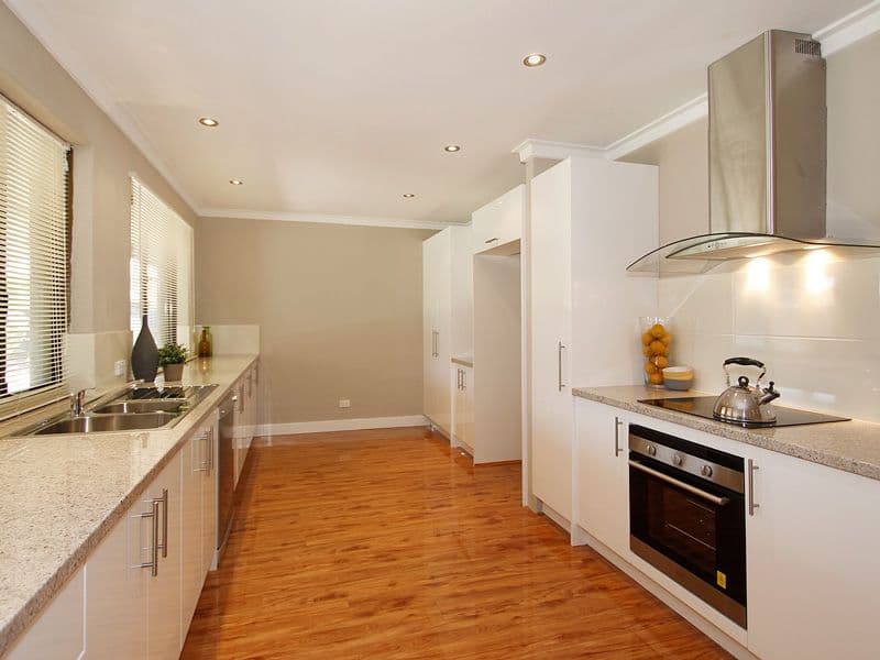 11 Illyarrie Place, WILLETTON WA 6155, Willetton - Thumbnail 7