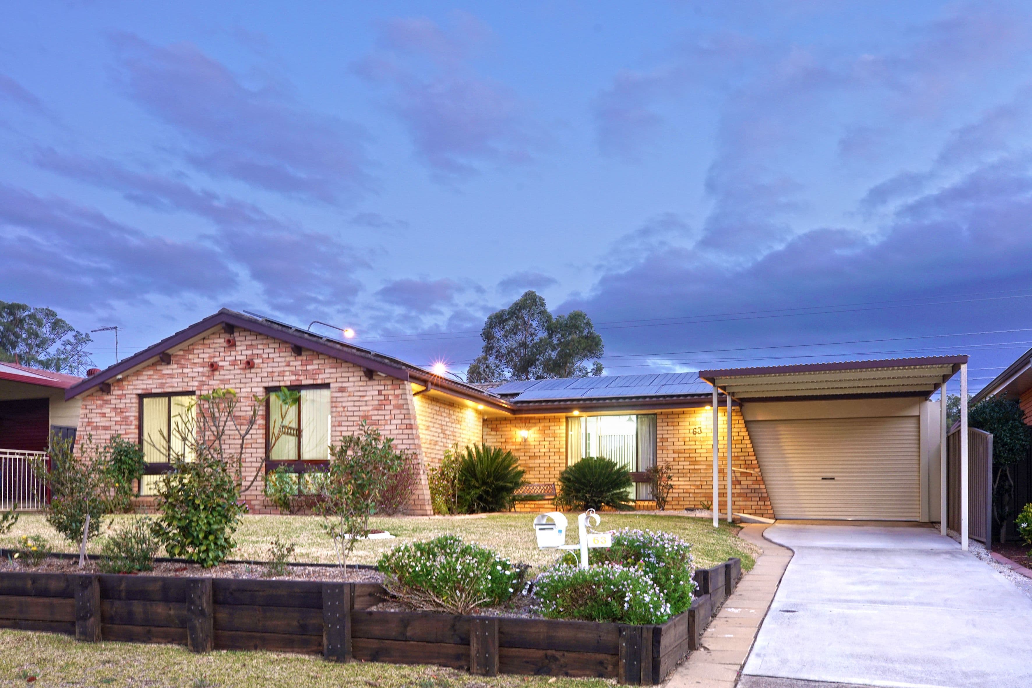 63 Rivendell Crescent, Werrington Downs - Image 1