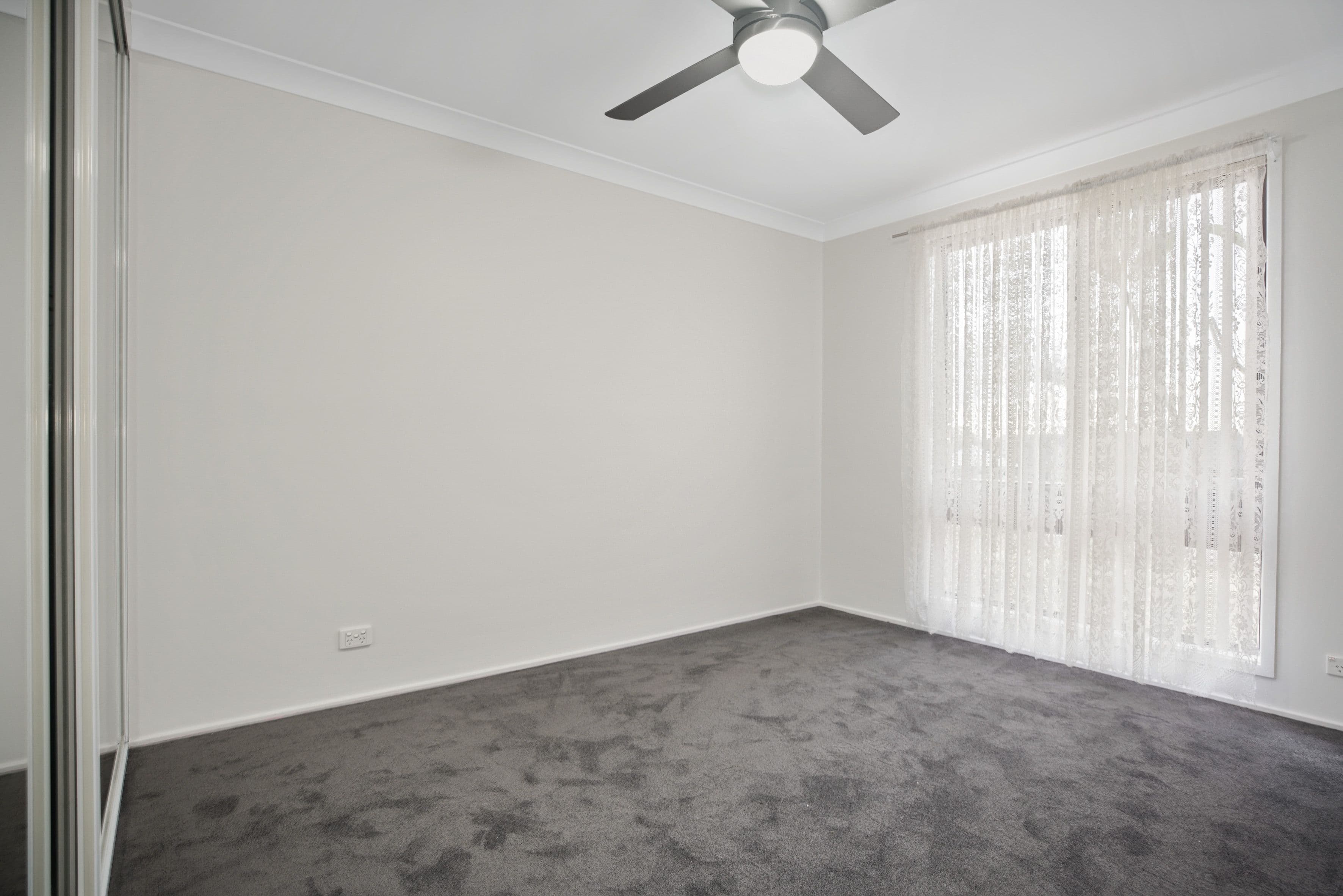 63 Rivendell Crescent, Werrington Downs - Thumbnail 4