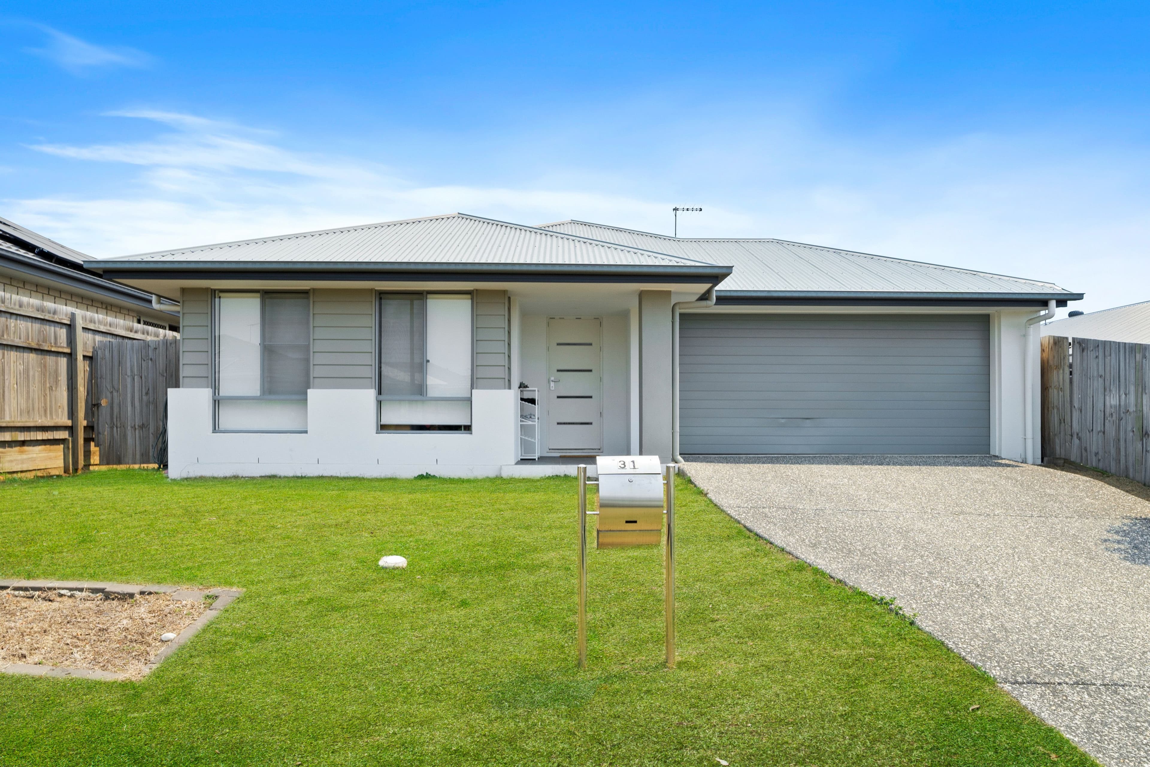 31 Elizabeth Drive, FLAGSTONE QLD 4280, Flagstone - Image 1