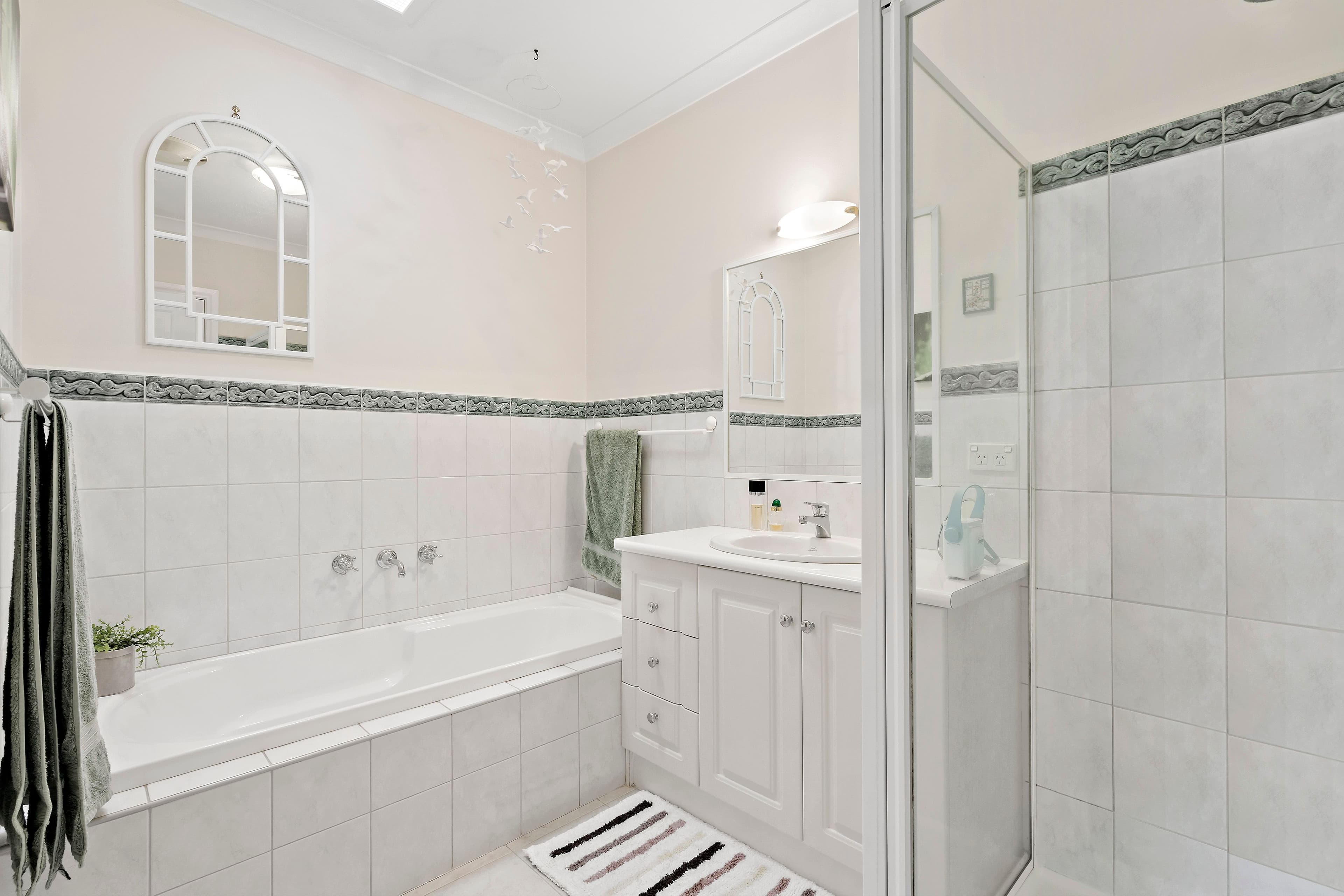 262 St Helena Road, SAINT HELENA VIC 3088, St Helena - Thumbnail 6