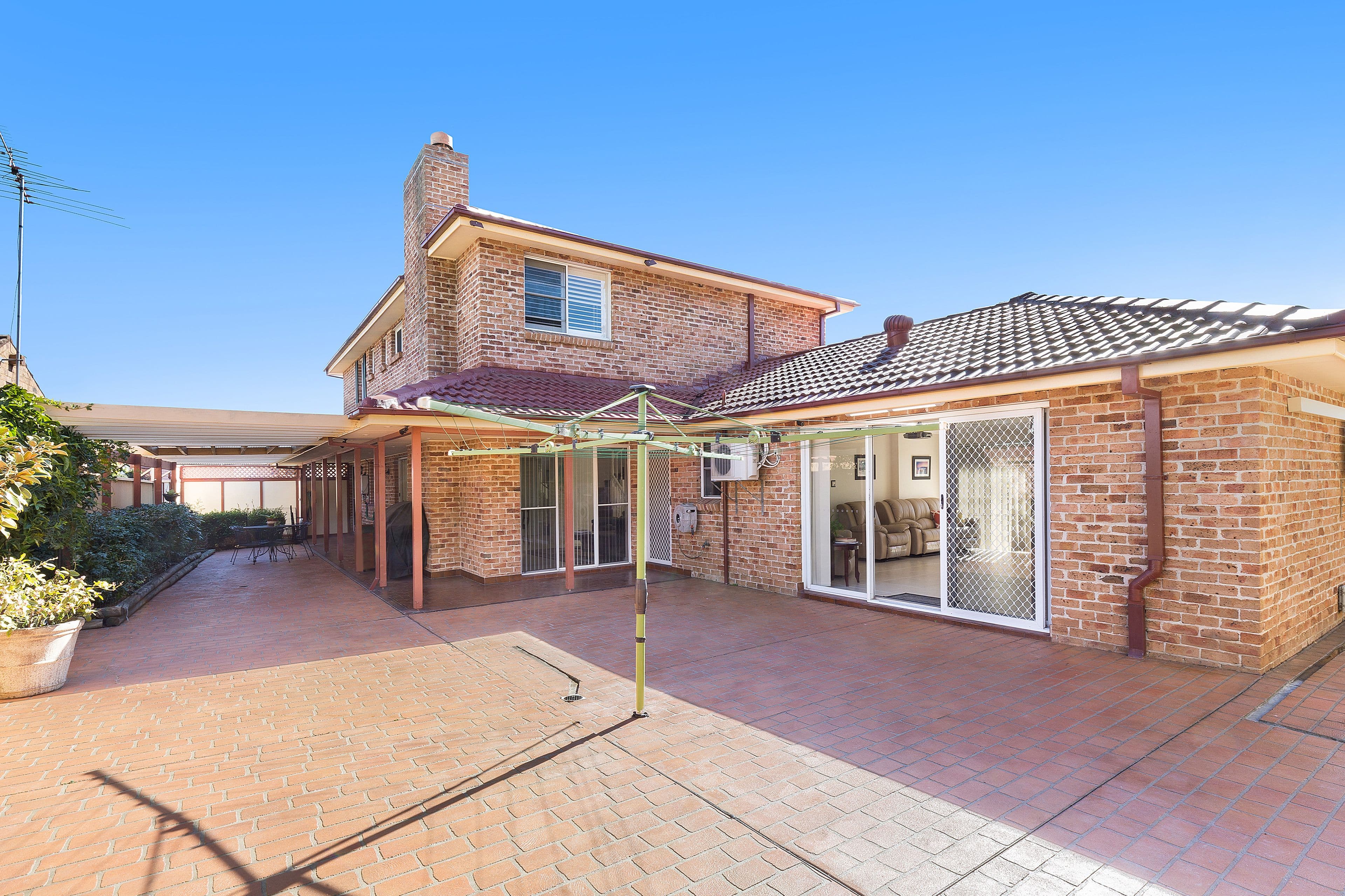 21 Serpentine Street, Bossley Park - Thumbnail 4