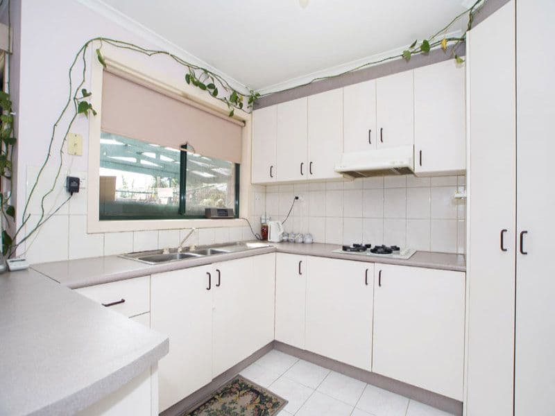 1A Yvette Court, EPPING VIC 3076, Epping - Thumbnail 2