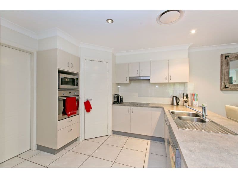 1 Shearwater Street, CLEVELAND QLD 4163, Cleveland - Thumbnail 2