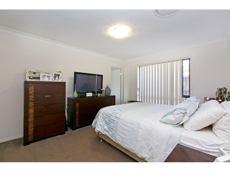 1 Shearwater Street, CLEVELAND QLD 4163, Cleveland - Thumbnail 6
