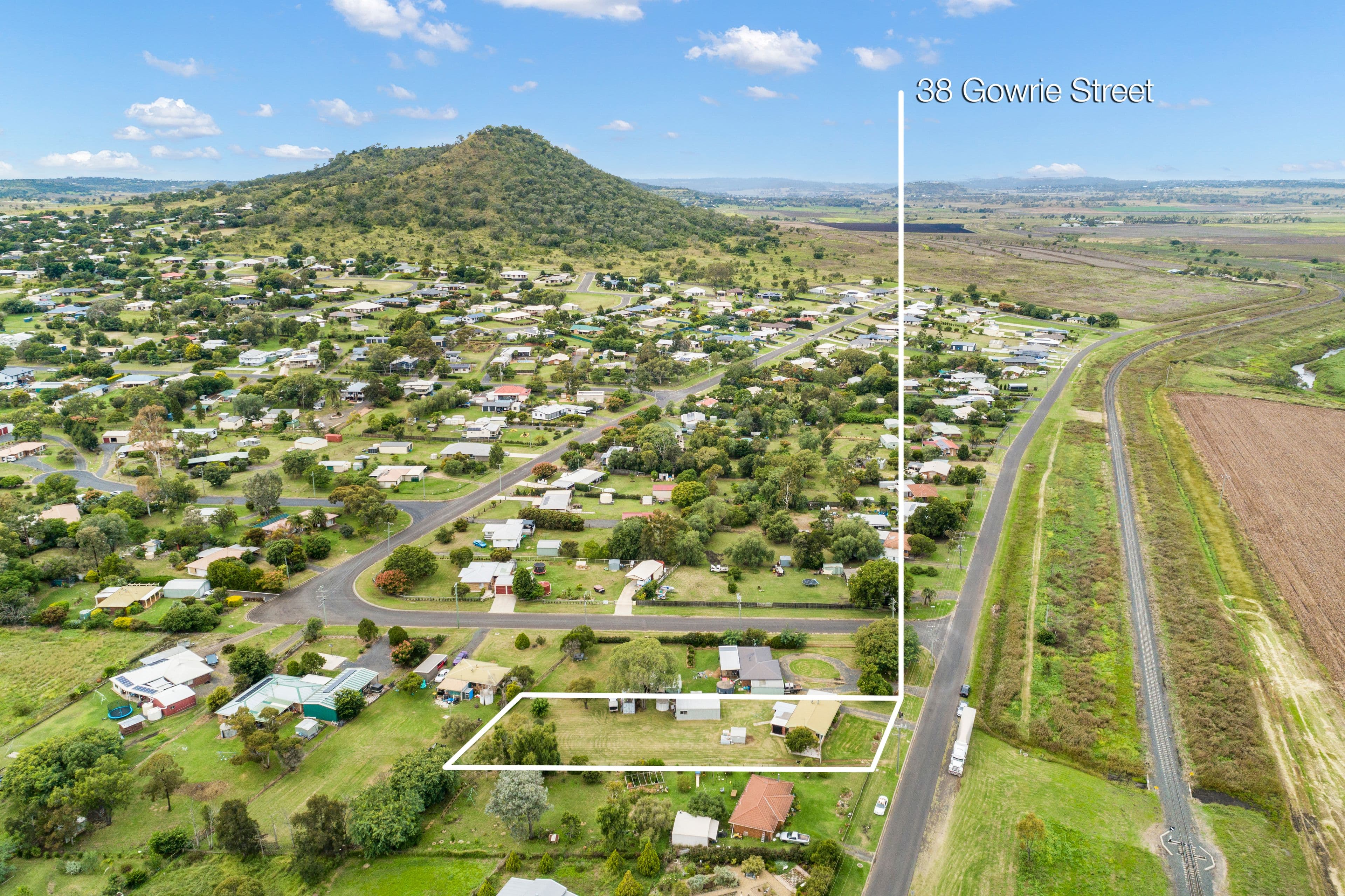 38 Gowrie Street, Kingsthorpe QLD 4400, Kingsthorpe - Thumbnail 2