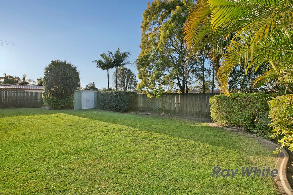 24 Chardonnay Court, THORNLANDS QLD 4164, Thornlands - Thumbnail 4