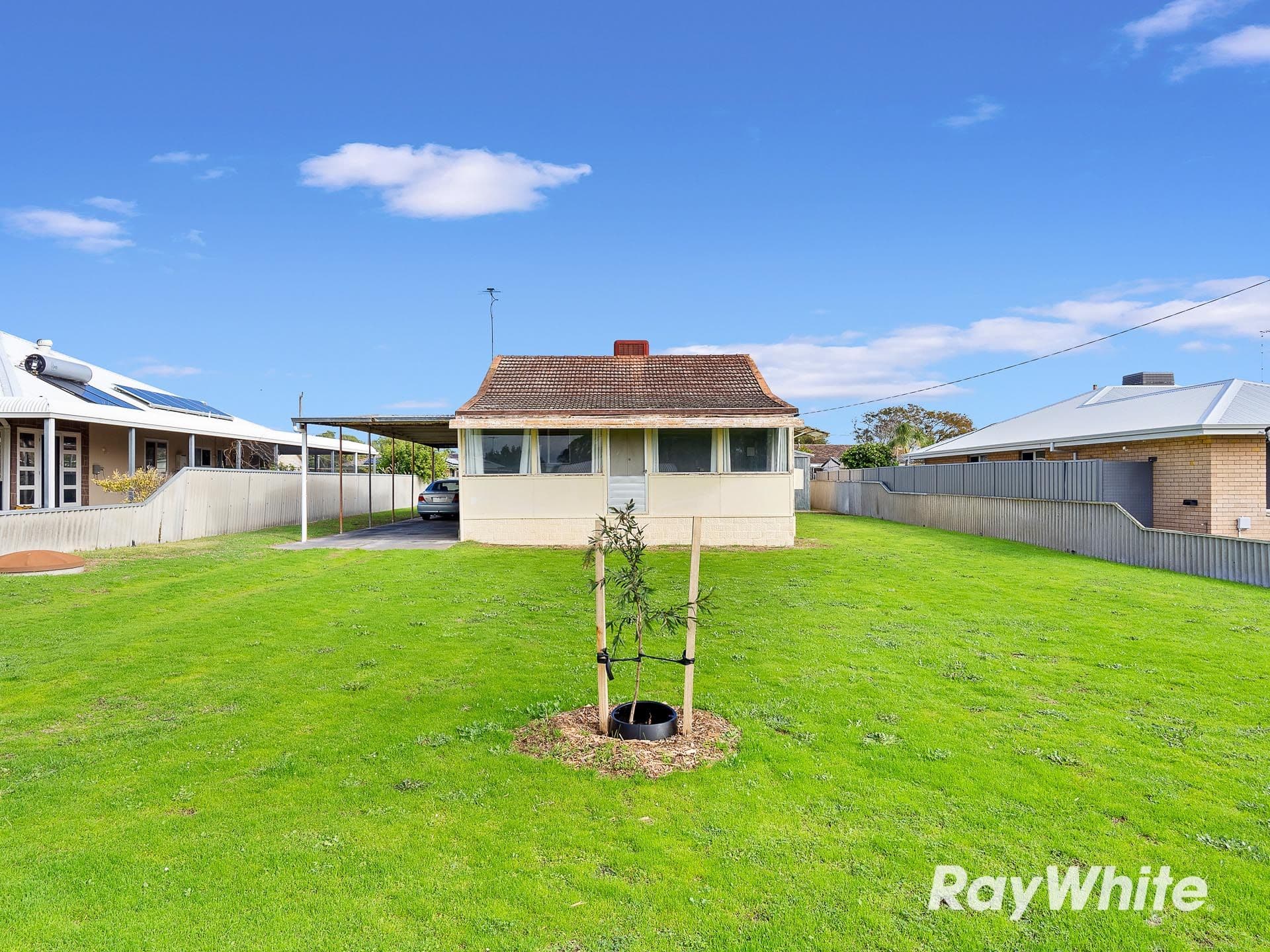 25 Kitchener Street, Dudley Park WA 6210, Dudley Park - Thumbnail 3