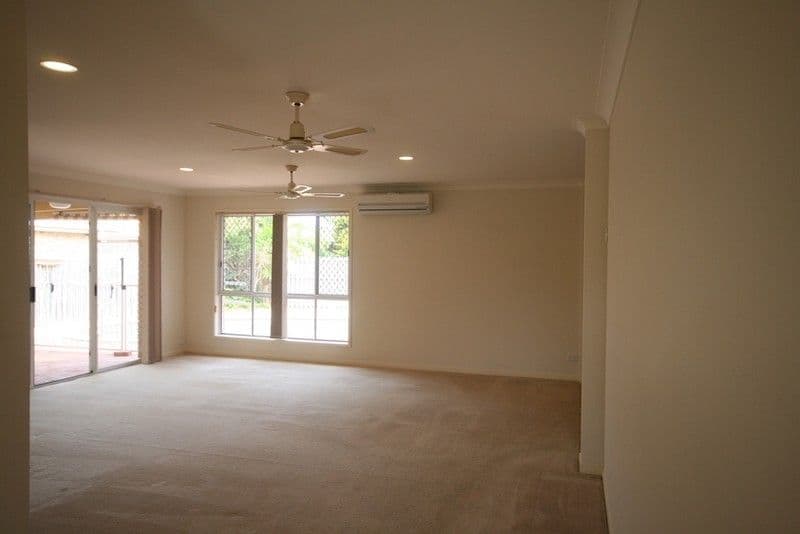 12 Nuthatch Street, BURLEIGH WATERS QLD 4220, Burleigh Waters - Thumbnail 5