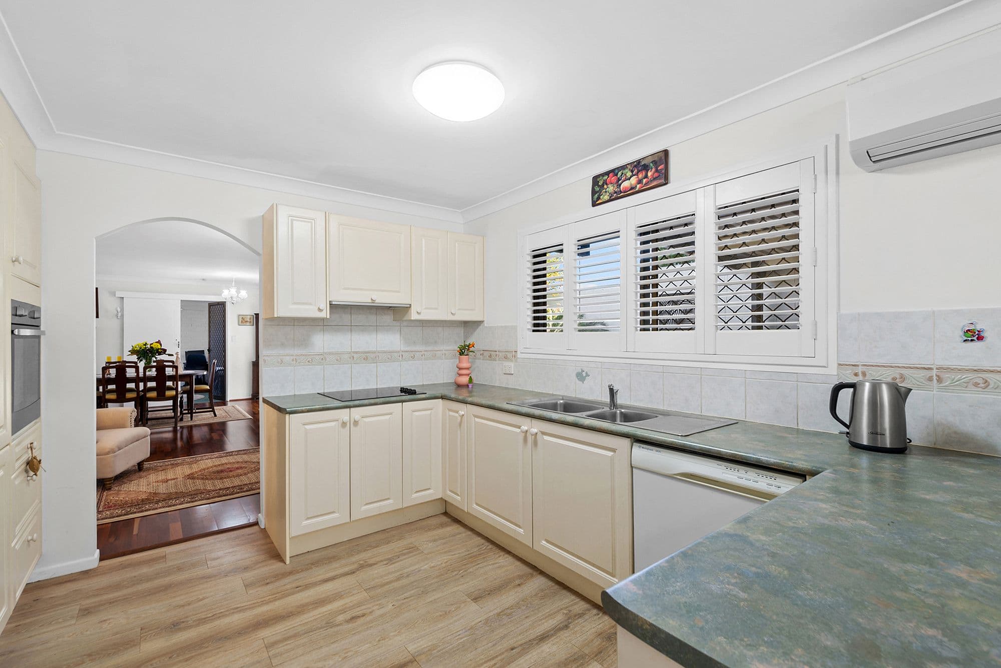 11 Nemira Street, Carseldine QLD 4034, Carseldine - Thumbnail 8