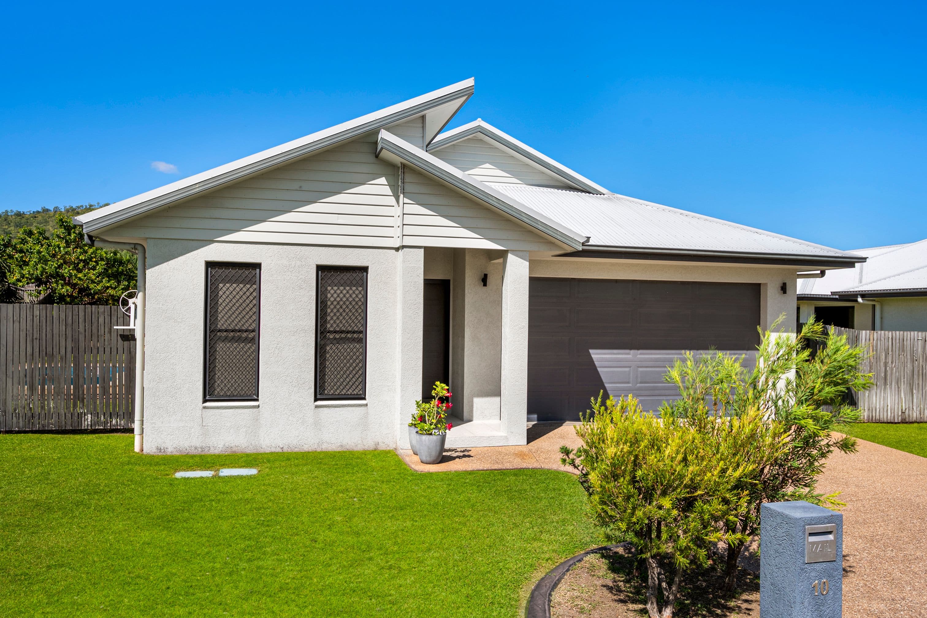 10 Browning Street, Mount Louisa QLD 4814, Mount Louisa - Image 1