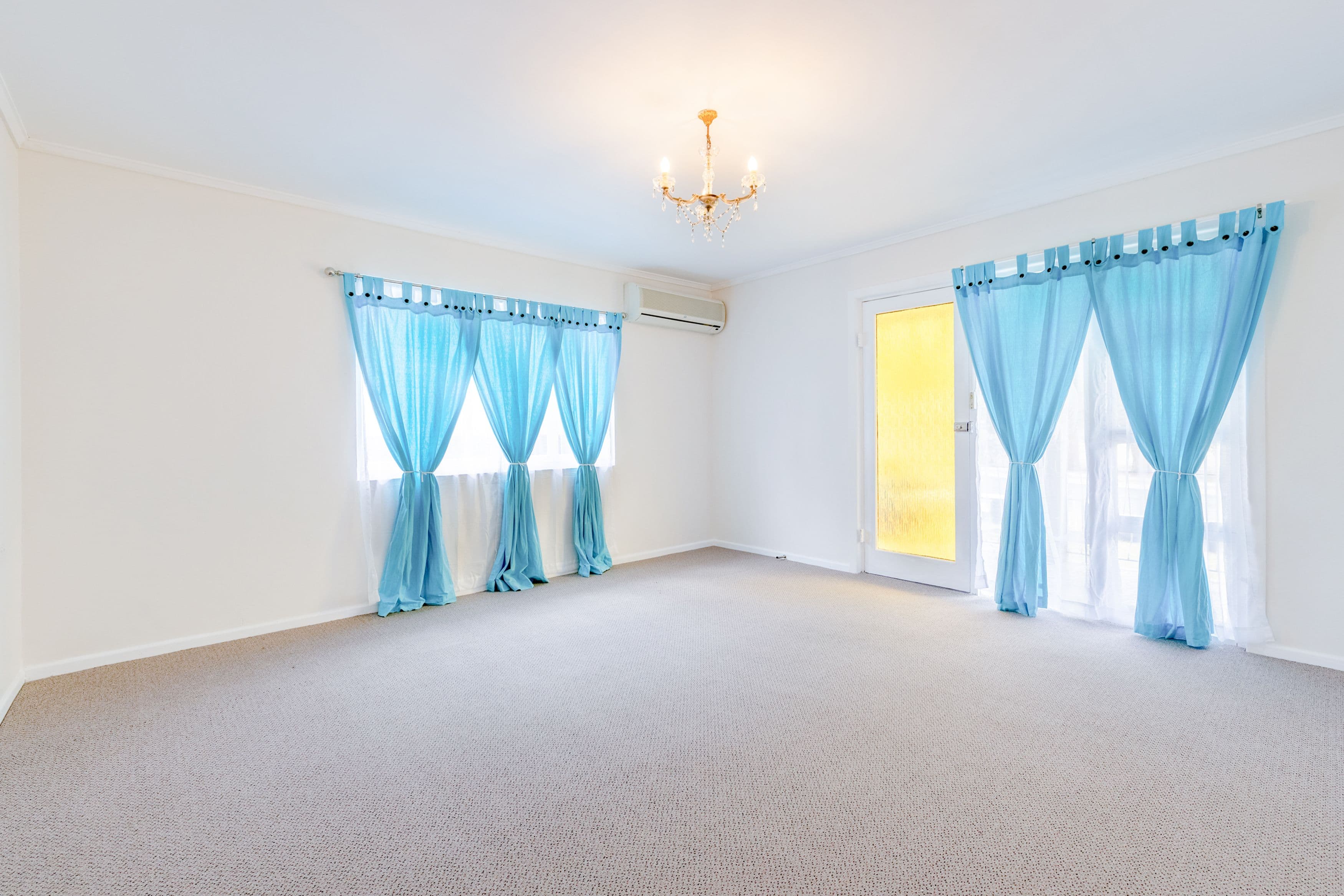 27 Oates Avenue, Woodridge QLD 4114, Woodridge - Thumbnail 3