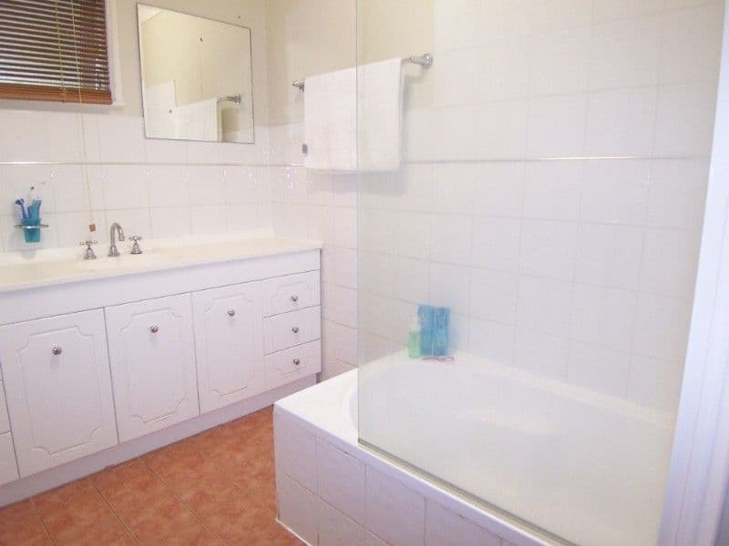 324 Mt Gravatt-Capalaba Road, WISHART QLD 4122, Wishart - Thumbnail 7