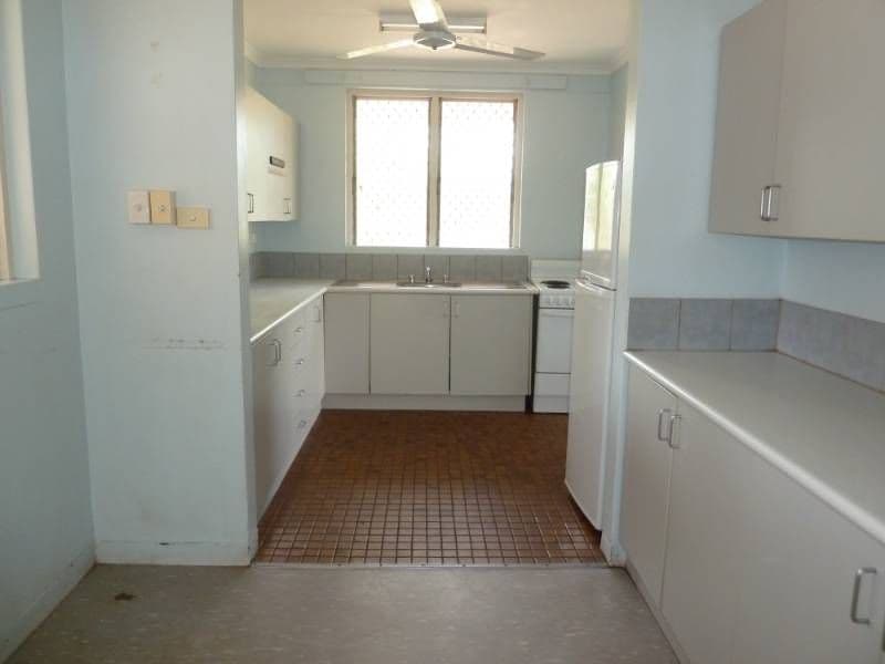 12 Shaw Street, KATHERINE NT 0850, Katherine South - Thumbnail 4