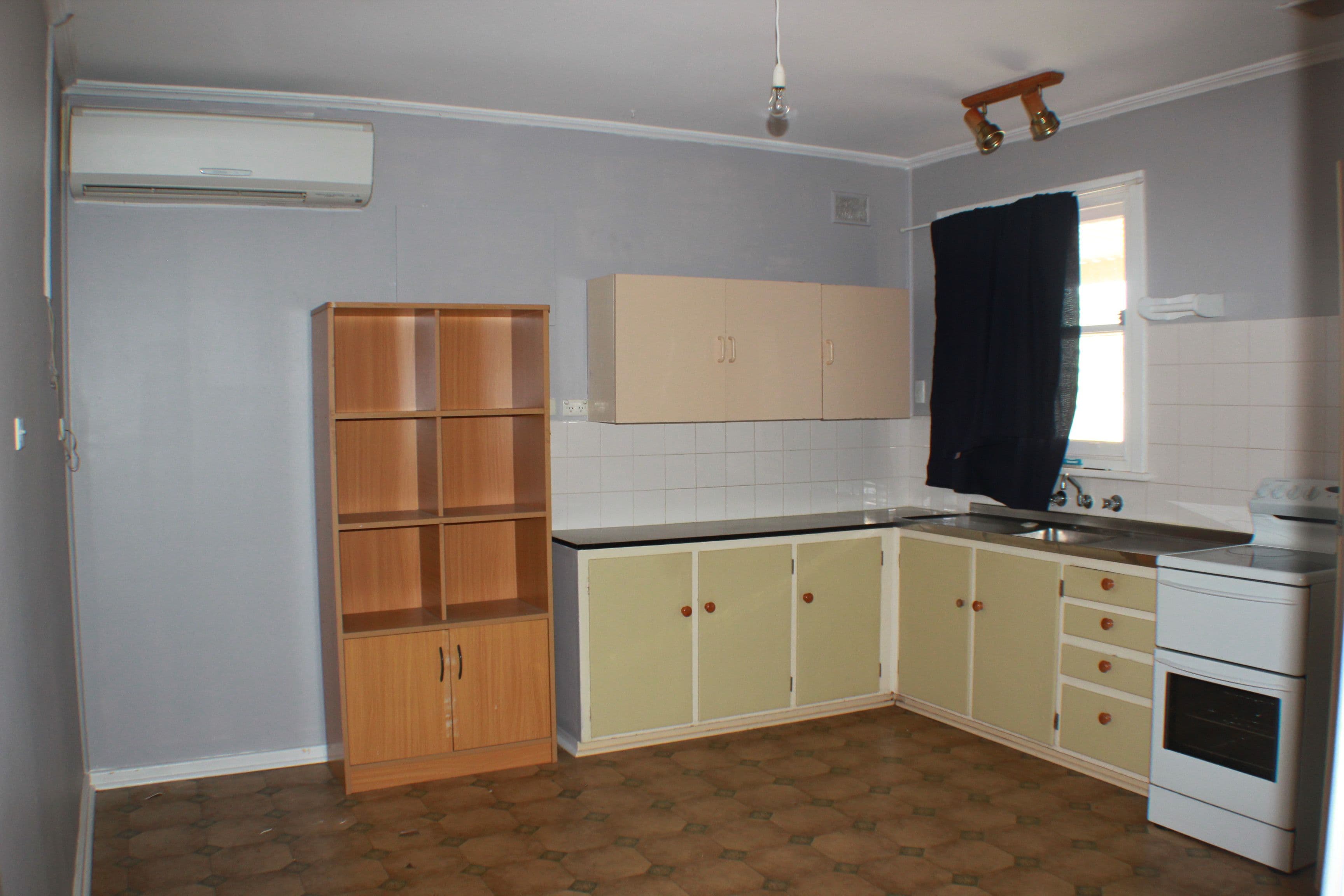 21 Knight Street, Whyalla Stuart SA 5608, Whyalla Stuart - Thumbnail 5
