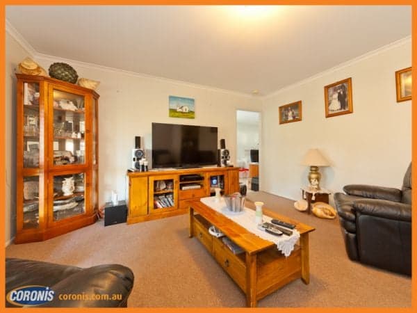 21 Cresthaven Drive, Morayfield - Thumbnail 4