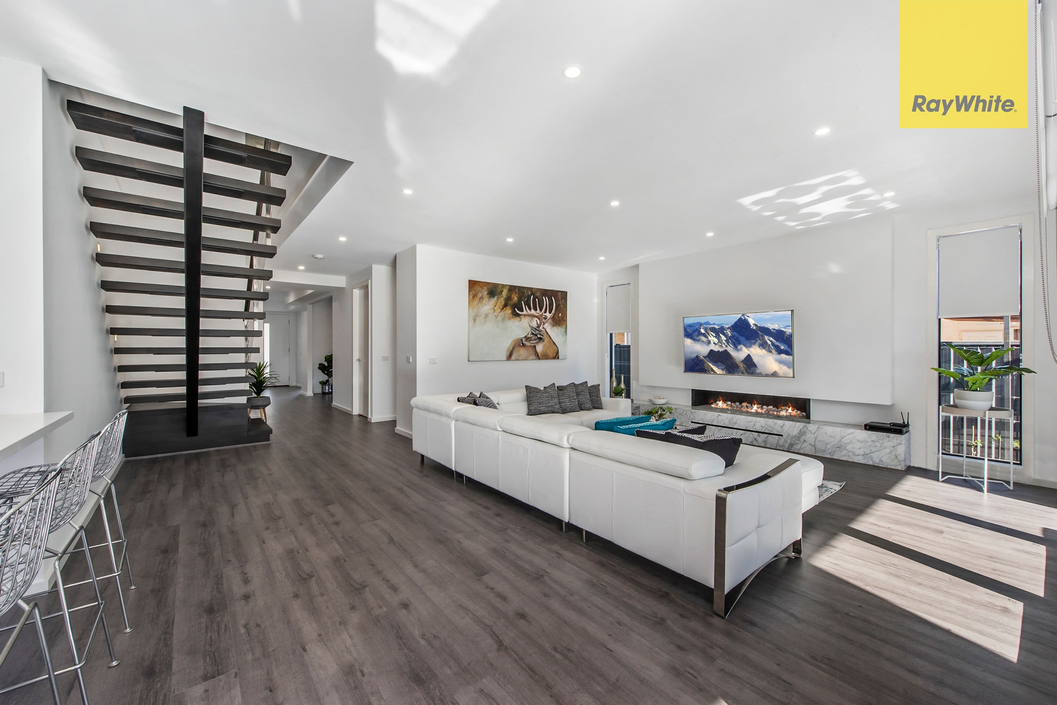 7 Lake Street, Avondale Heights VIC 3034, Avondale Heights - Thumbnail 4