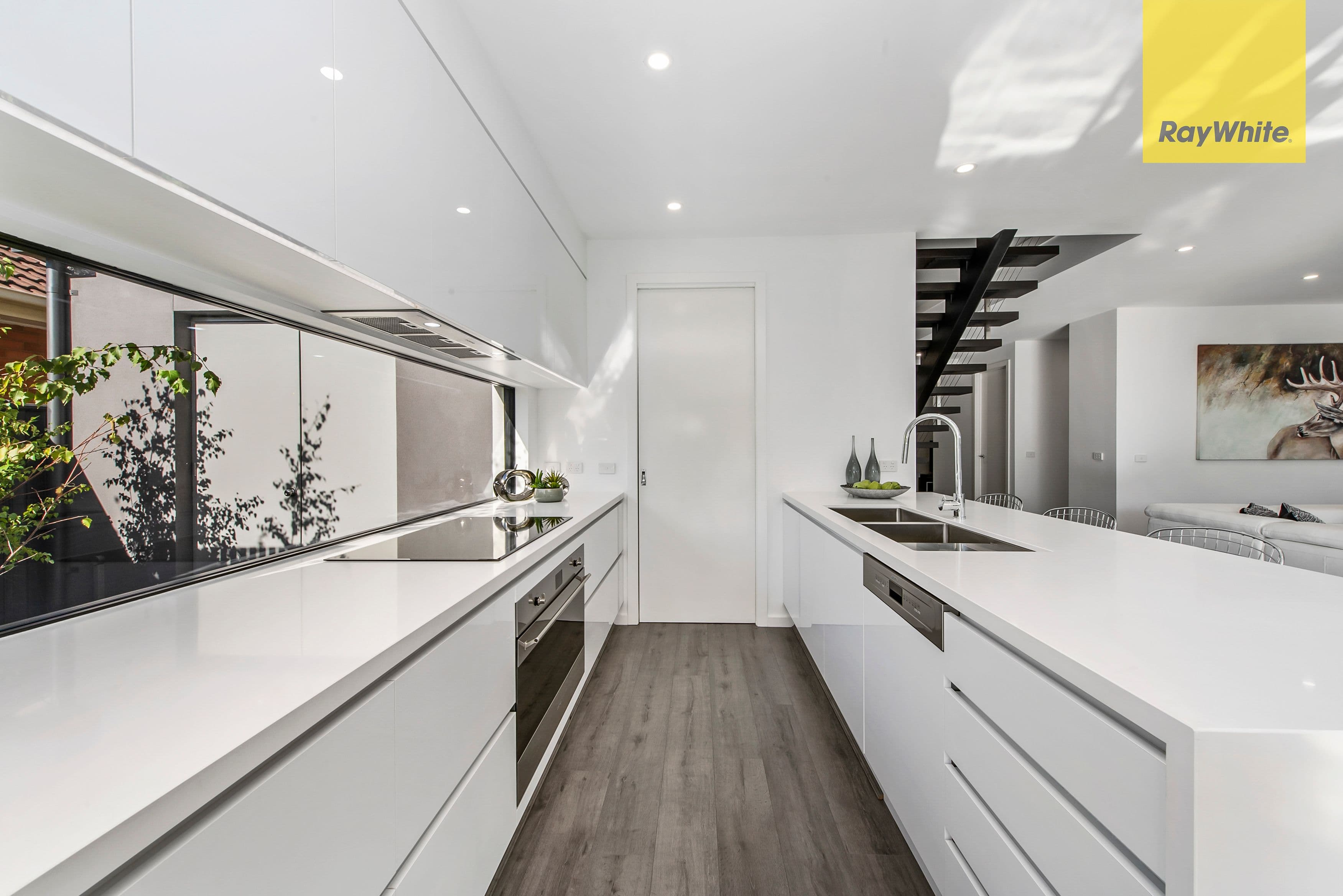 7 Lake Street, Avondale Heights VIC 3034, Avondale Heights - Thumbnail 7