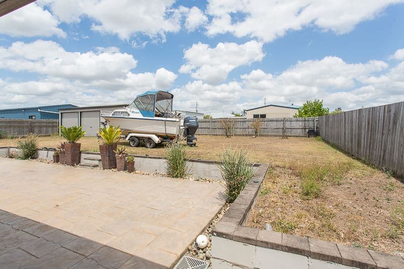 3 Poulsen Drive, MARIAN QLD 4753, Marian - Thumbnail 2