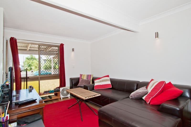 11 Killarney Street, YERONGA QLD 4104, Yeronga - Thumbnail 2
