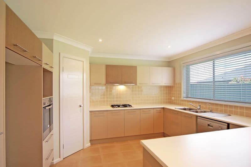 9 Haywards Bay Drive, HAYWARDS BAY NSW 2530, Haywards Bay - Thumbnail 4