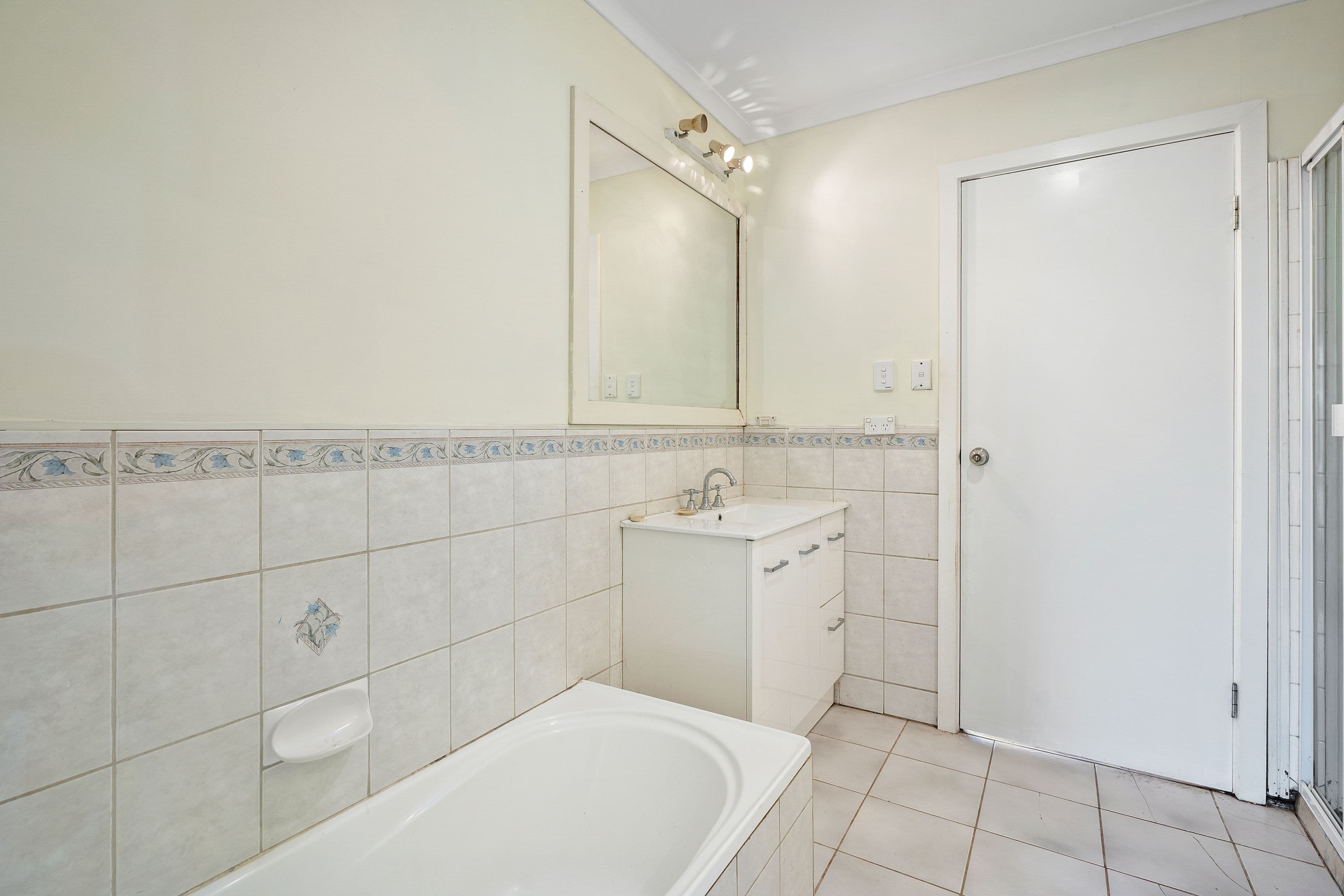 60 Helen Road, Ferntree Gully VIC 3156, Ferntree Gully - Thumbnail 3