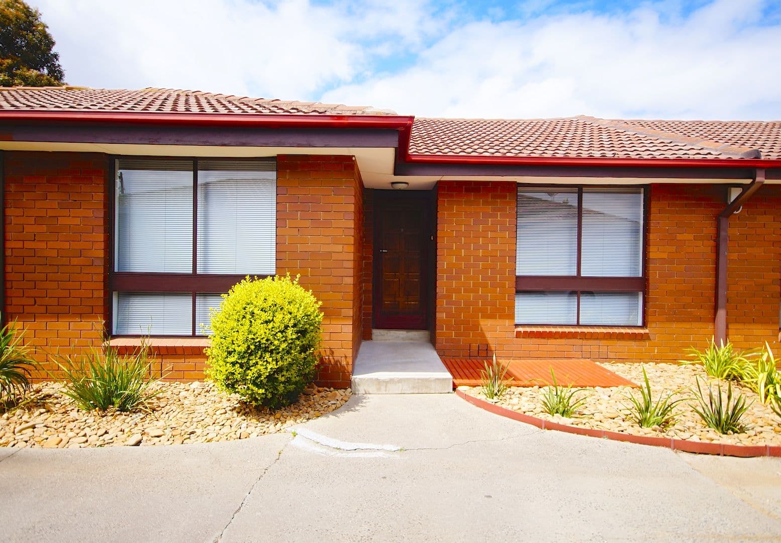 25 Broadmeadows Road, Tullamarine VIC 3043, Tullamarine - Thumbnail 2