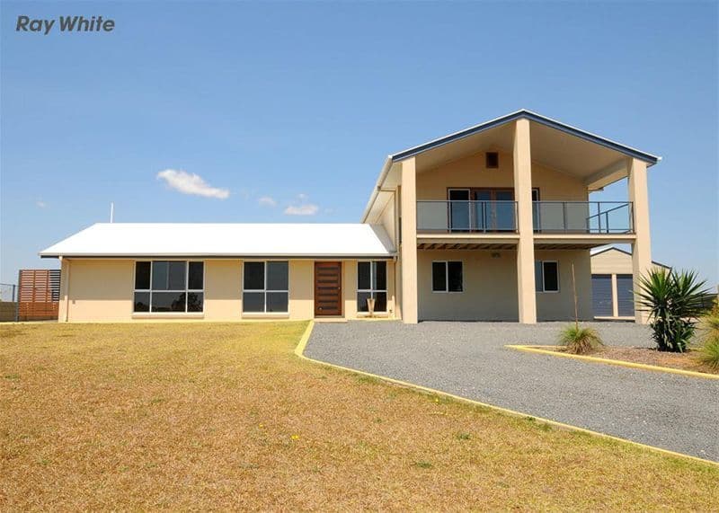 39 Glenco Drive, CRAIGNISH QLD 4655, Craignish - Thumbnail 2