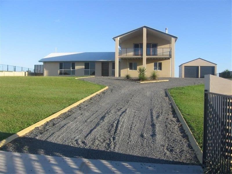 39 Glenco Drive, CRAIGNISH QLD 4655, Craignish - Thumbnail 8