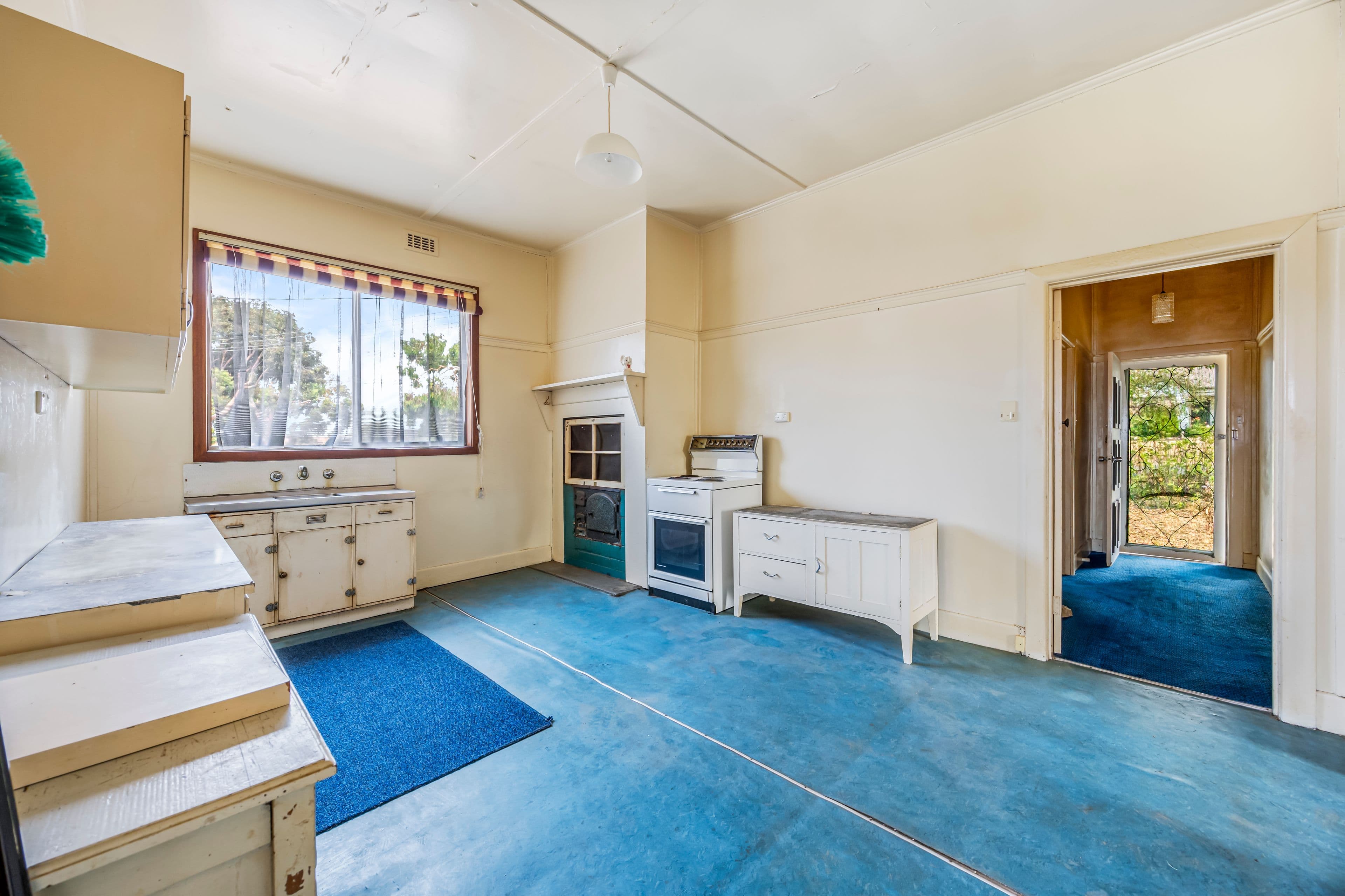57 Churchill Avenue, Ararat VIC 3377, Ararat - Thumbnail 3