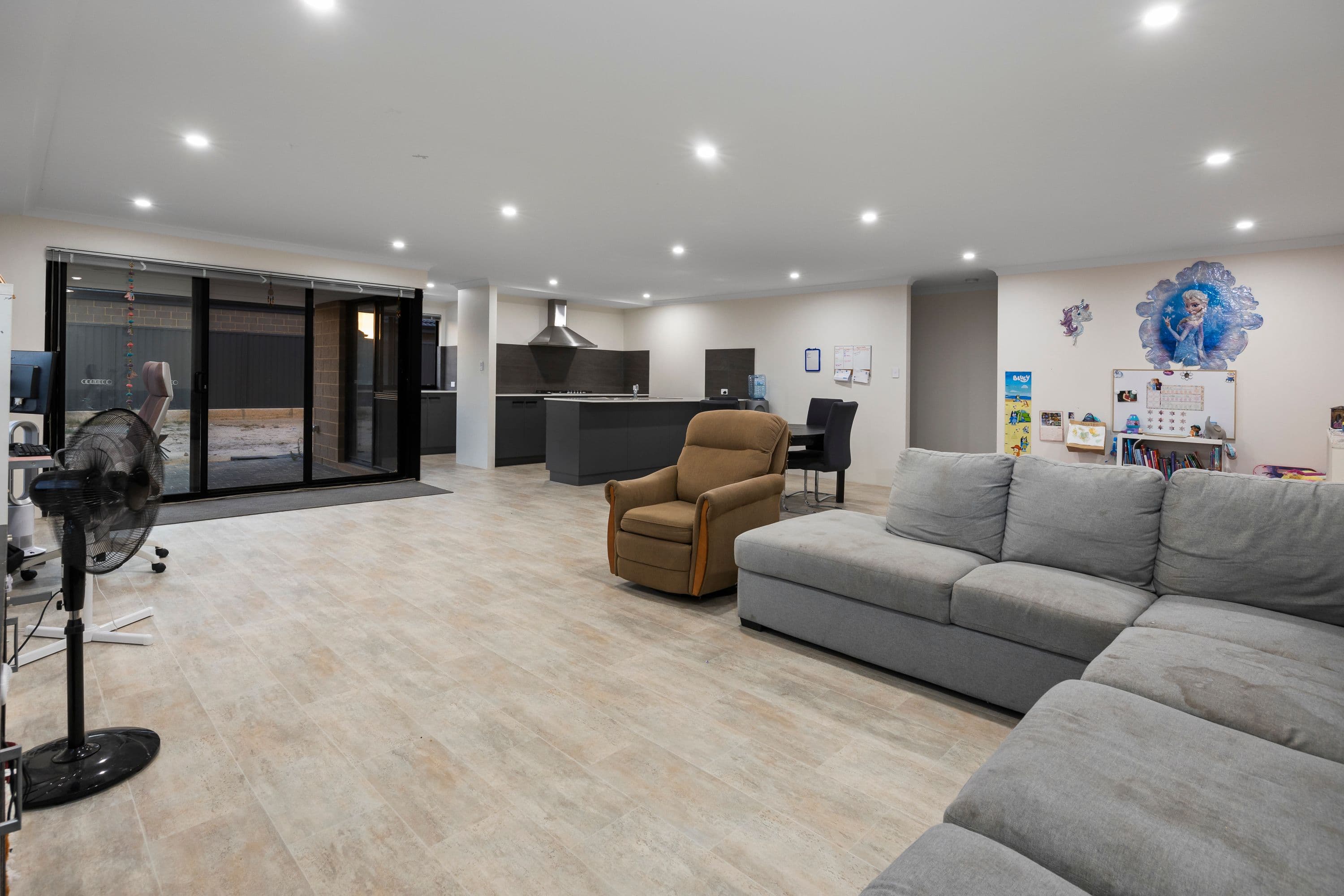 1 Paluma Grove, Yanchep WA 6035, Yanchep - Thumbnail 3