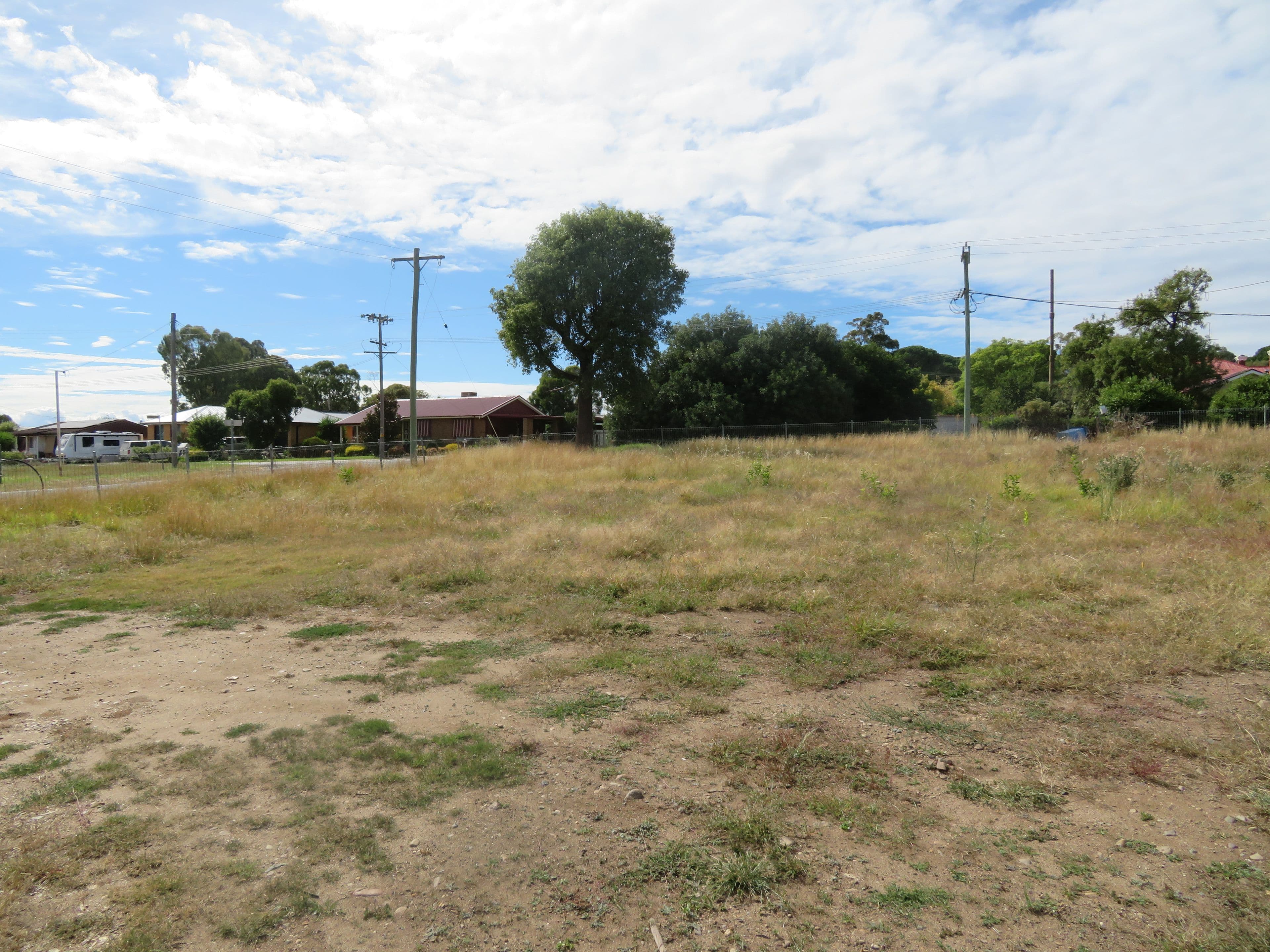 38 Tor Street, Gundagai NSW 2722, Gundagai - Thumbnail 2