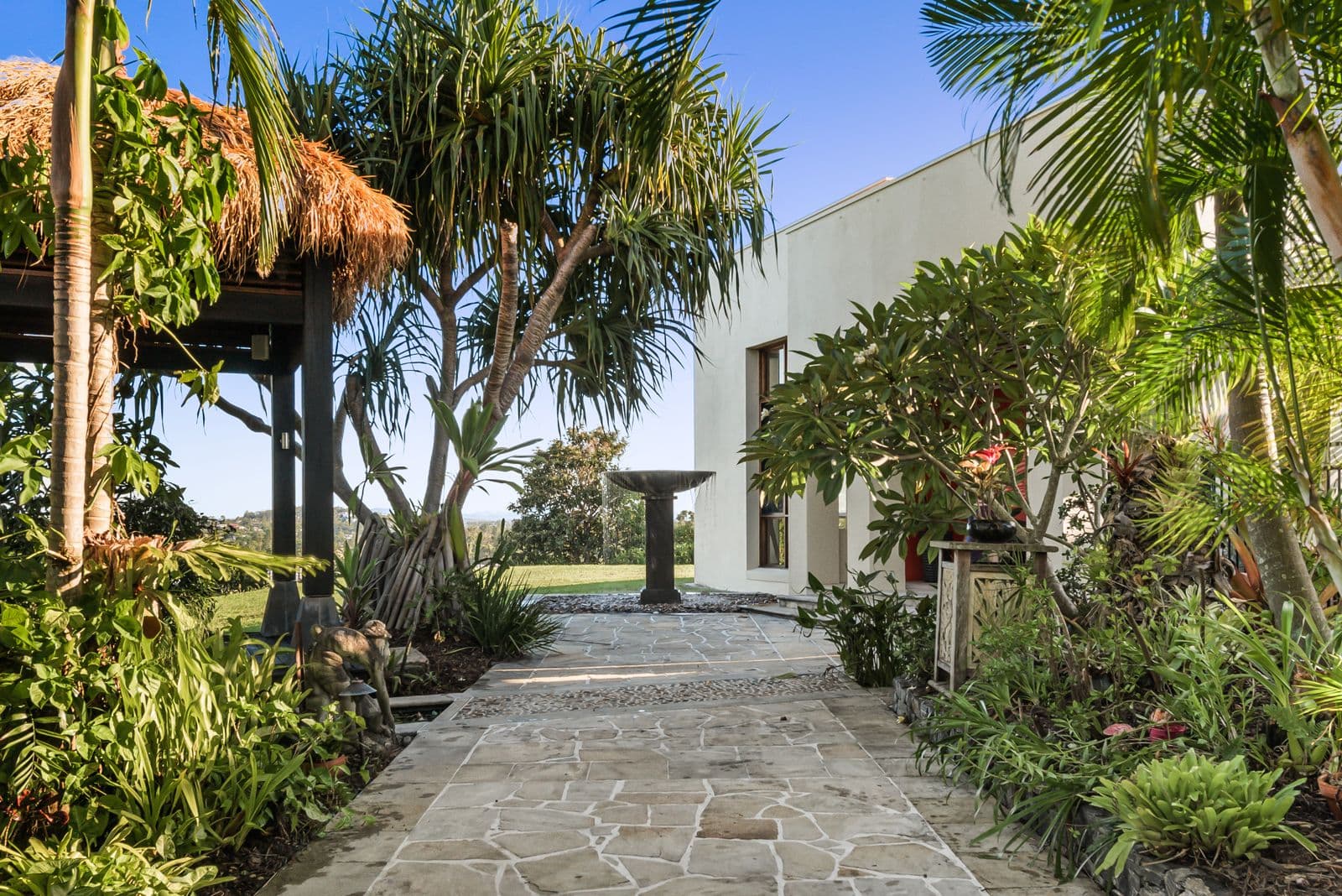 40 Rialanna Street, Kenmore QLD 4069, Kenmore - Thumbnail 3