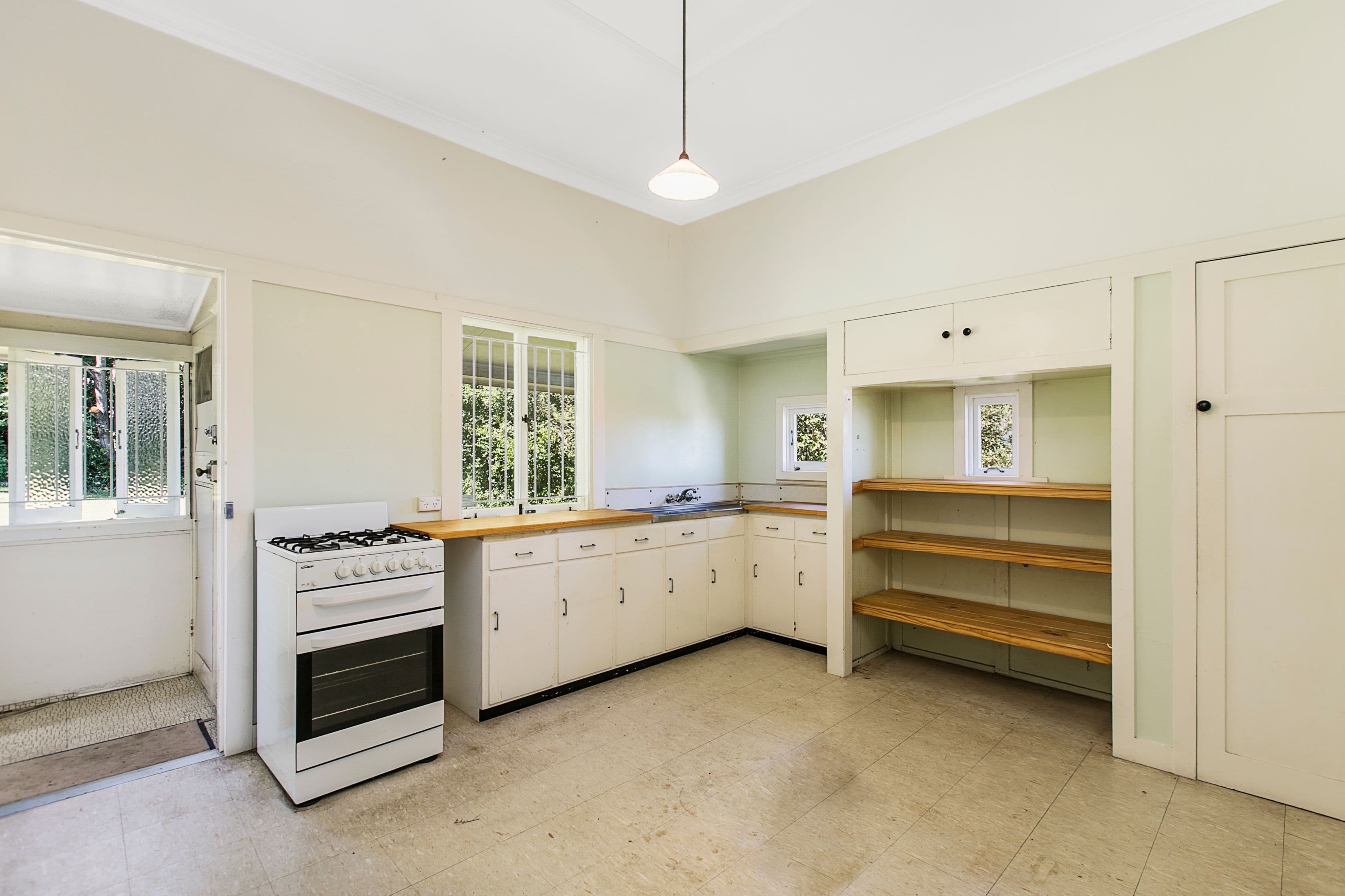 22 Ernest Street, Camp Hill QLD 4152, Camp Hill - Thumbnail 7