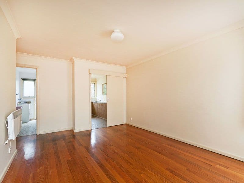 30  Collins Street, MENTONE VIC 3194, Mentone - Thumbnail 2