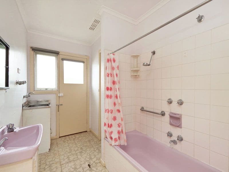 30  Collins Street, MENTONE VIC 3194, Mentone - Thumbnail 4