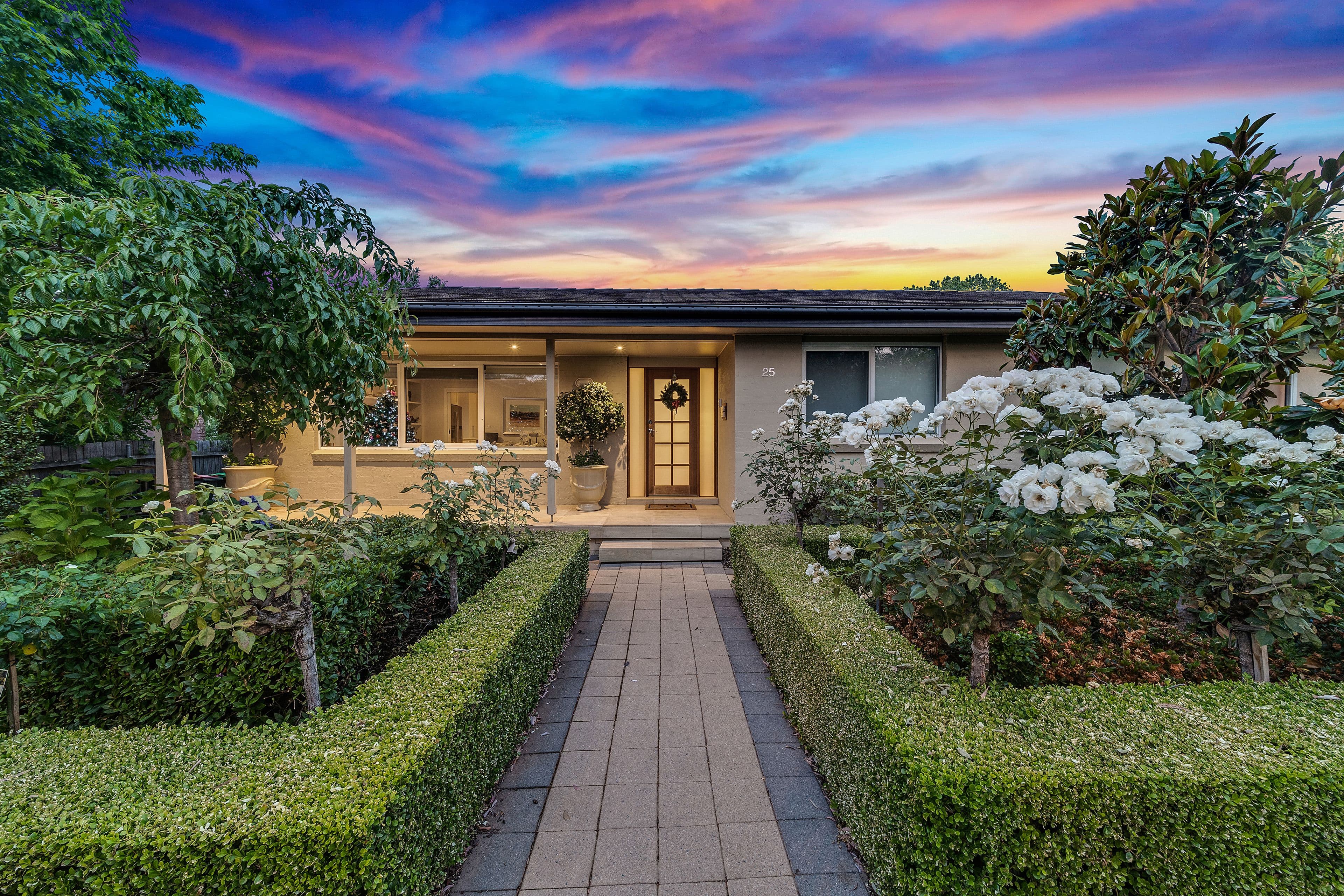 25 Gillespie Street, Weetangera ACT 2614, Weetangera - Image 1