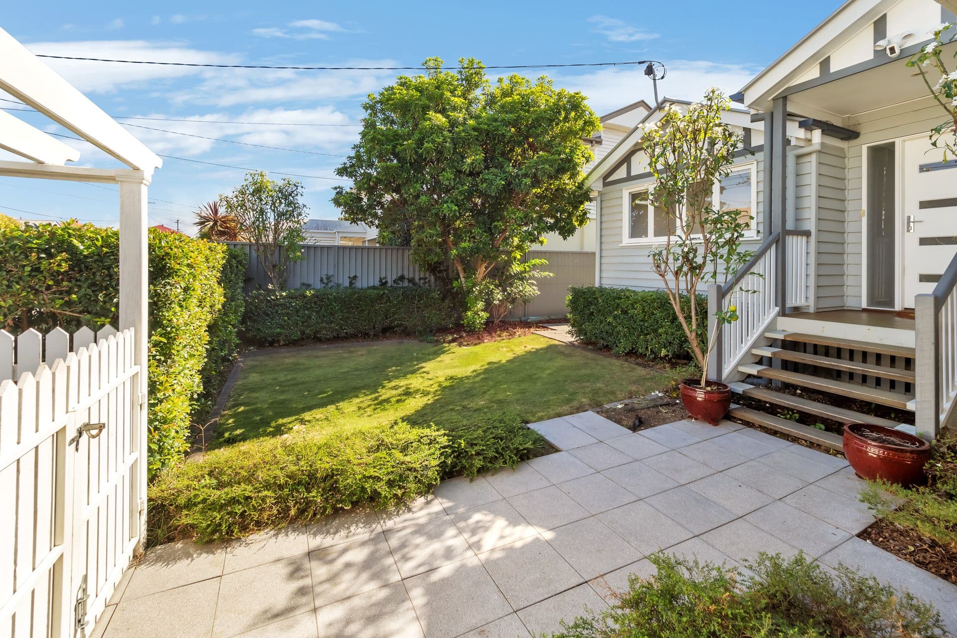 26 Raceview Avenue, Hendra QLD 4011, Hendra - Thumbnail 2