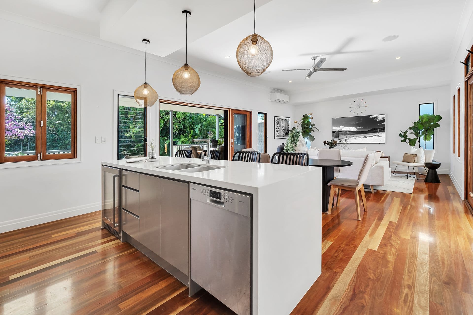 26 Raceview Avenue, Hendra QLD 4011, Hendra - Thumbnail 4