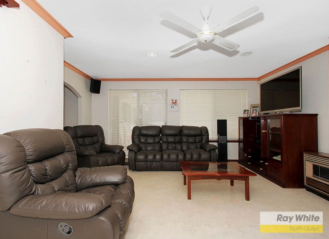 28 Zamia Place, GREENWOOD WA 6024, Greenwood - Thumbnail 3