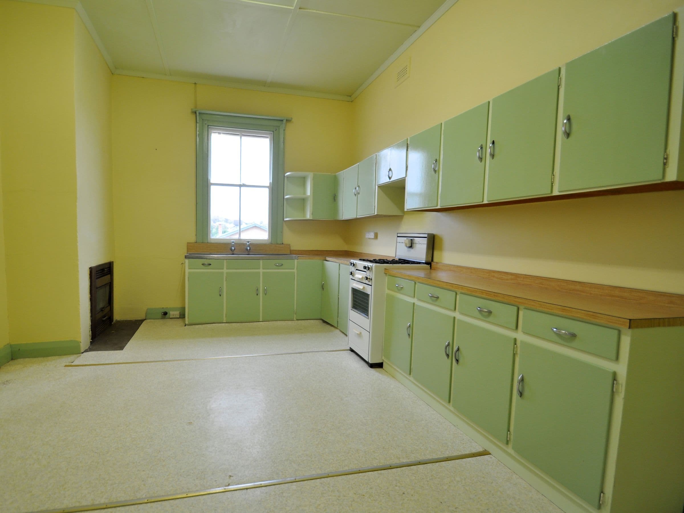 2 Gallipoli Avenue, Junee - Thumbnail 3