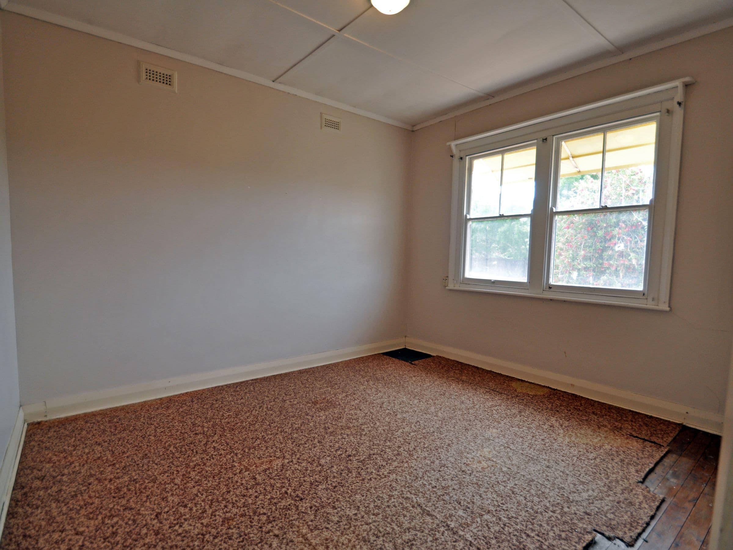 2 Gallipoli Avenue, Junee - Thumbnail 4