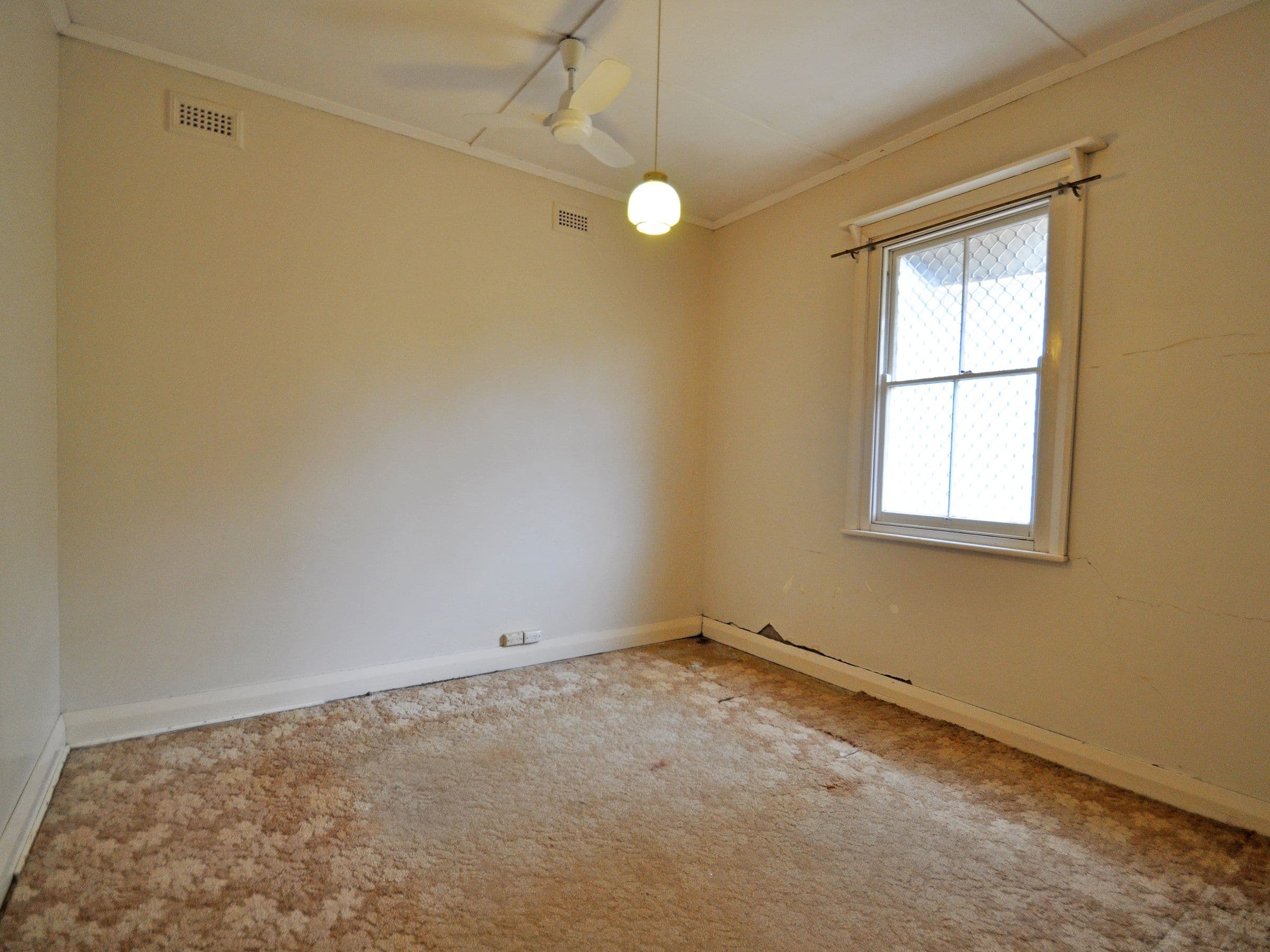 2 Gallipoli Avenue, Junee - Thumbnail 7