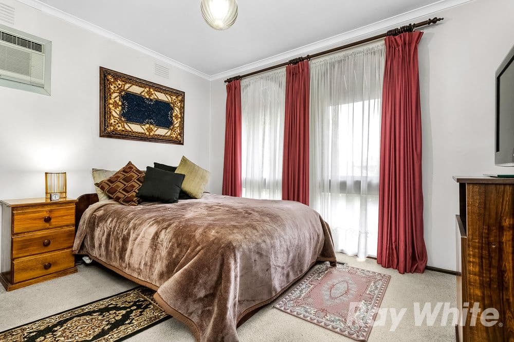 24 Overland Drive, Vermont South VIC 3133, Vermont South - Thumbnail 5