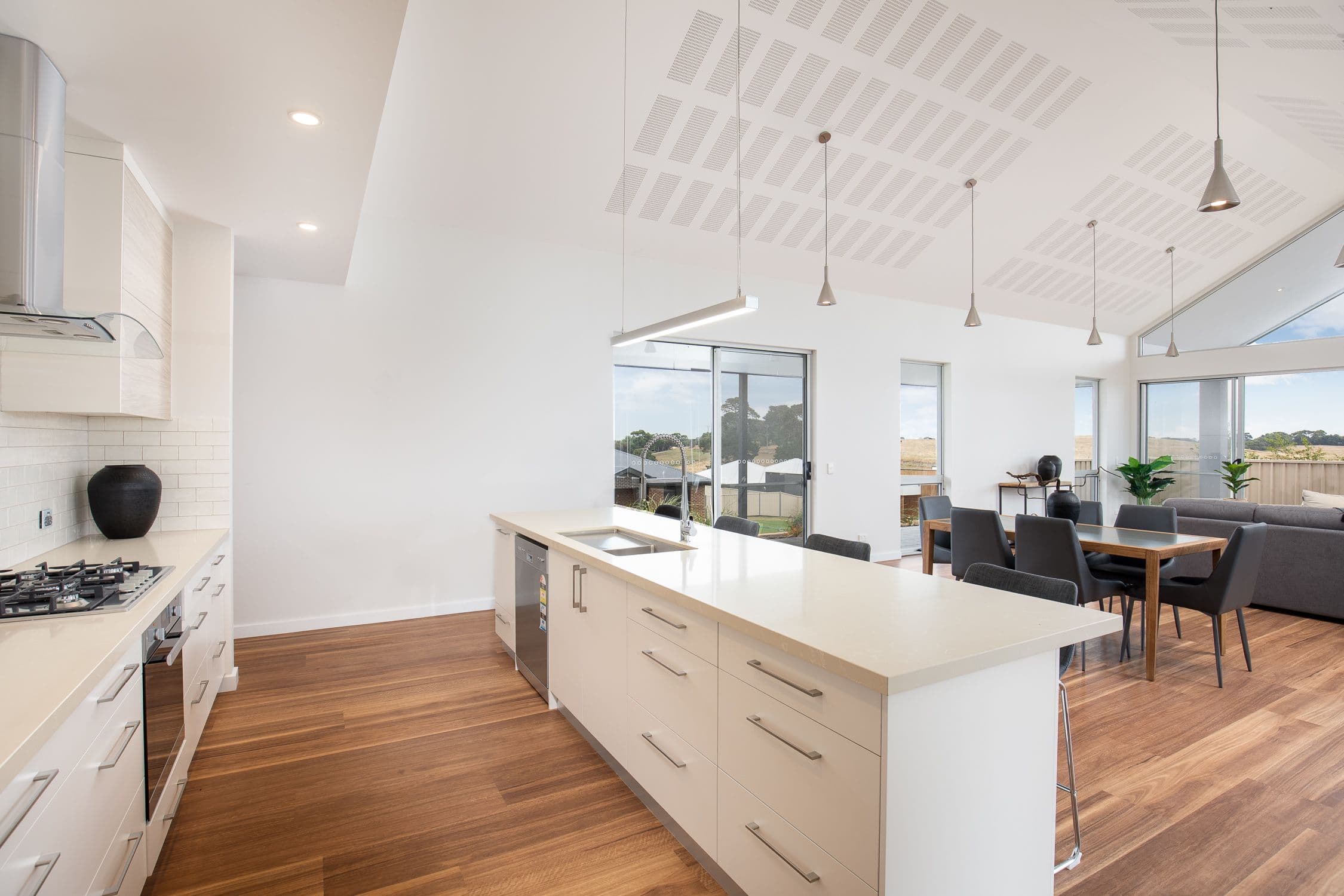 15 Buffalo Crescent, Mount Gambier SA 5290, Mount Gambier - Thumbnail 6