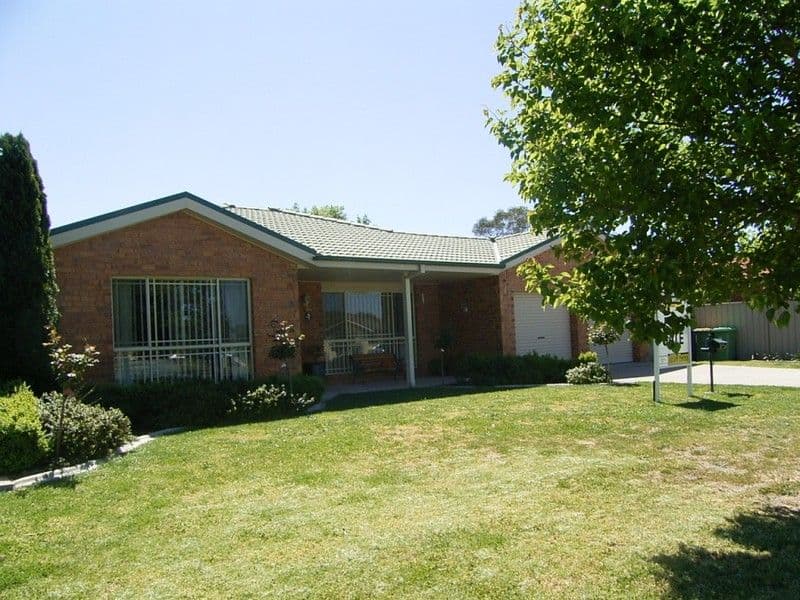 48 Privett Place, LAVINGTON NSW 2641, Lavington - Image 1